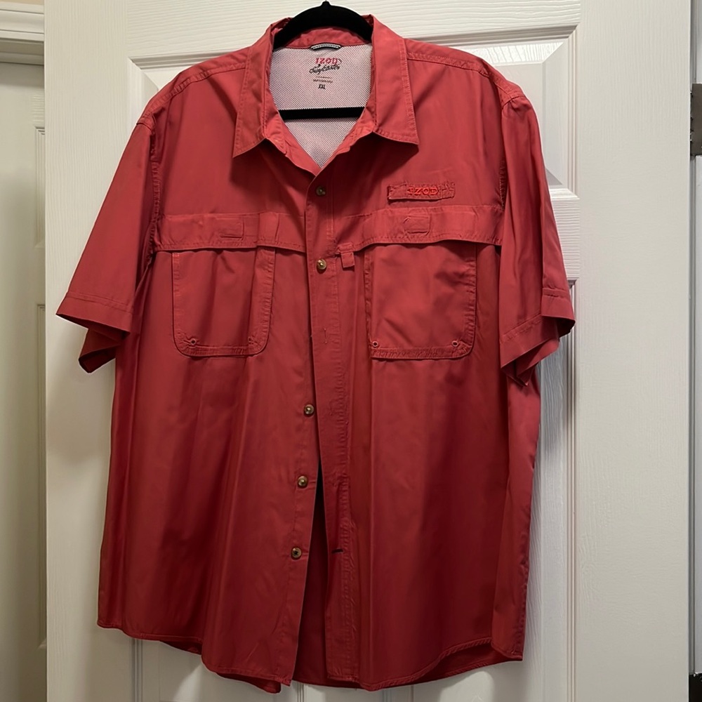 IZOD short sleeve button down